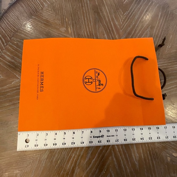 Authentic Large Hermès paper Gift Bag - Picture 5 of 7